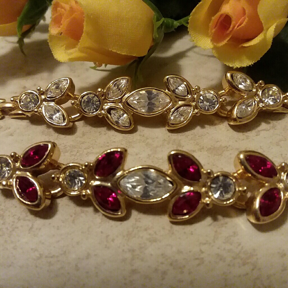 Set of 2 7 in bracelets goldtone